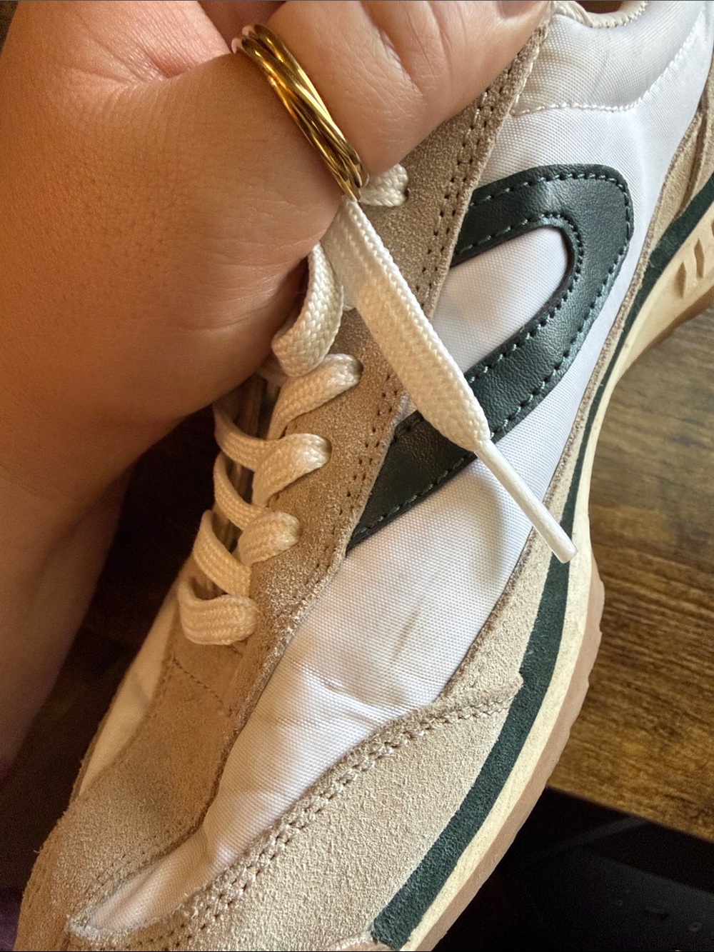 Tretorn Rawlins Women’s Size 8.5 Low-Top Sneakers in Beige and Dark Green - Picture 12 of 14